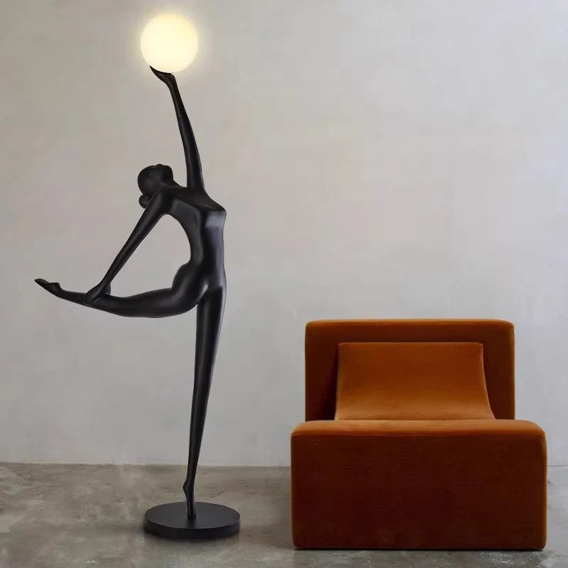 Lampadaire Danseuse Équilibre en situation