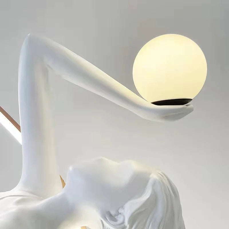 Sculpture Danseuse lumineuse abstraite, vue d'ensemble