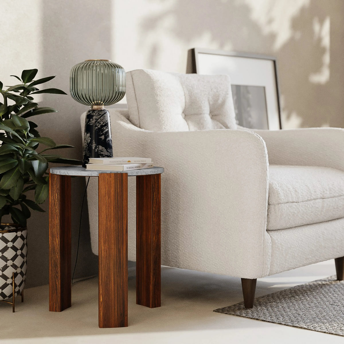 Table d'Appoint Jorane — Marbre Gris & Noyer en situation