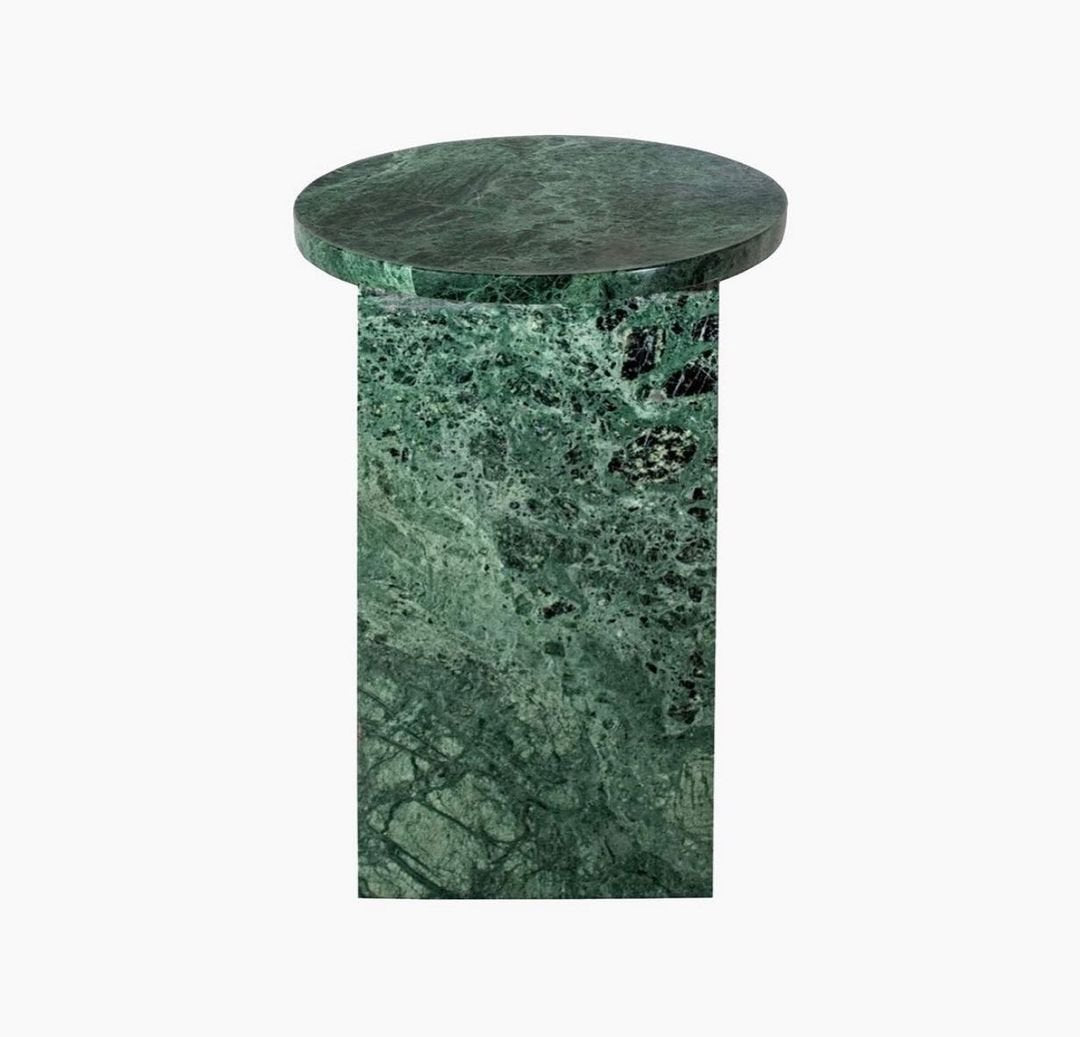 Table d'Appoint Celadon — Marbre Vert Guatemala en situation