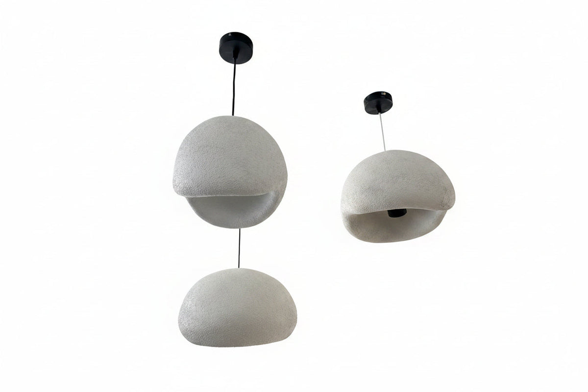 Suspension Sphera en résine texturée